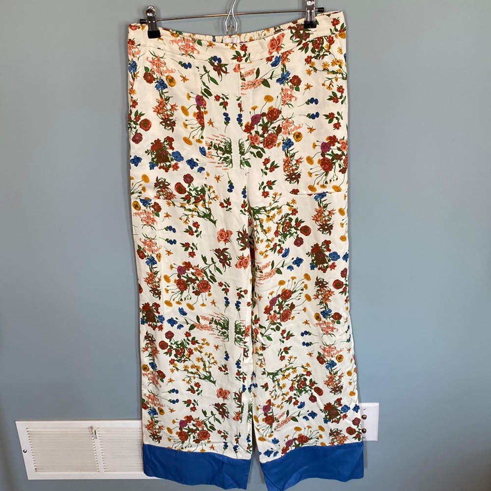 Aritzia wilfred BNWOT wide leg floral pant - size L